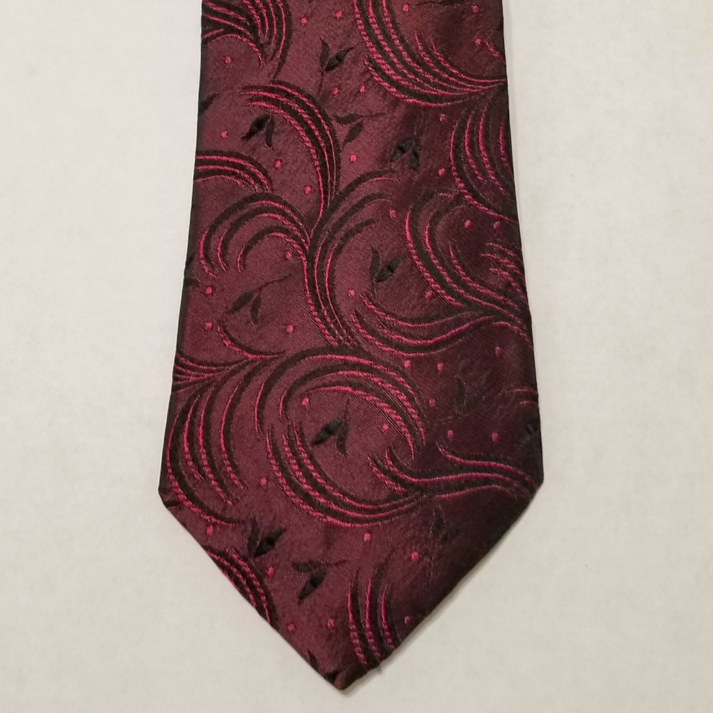 Jones New York Red/Black Silk Tie